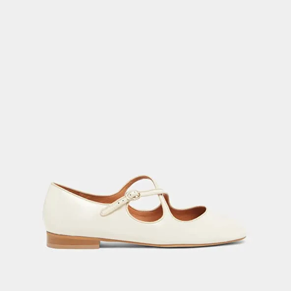 Ballet flats with crossed straps in ecru patent and ecru leather