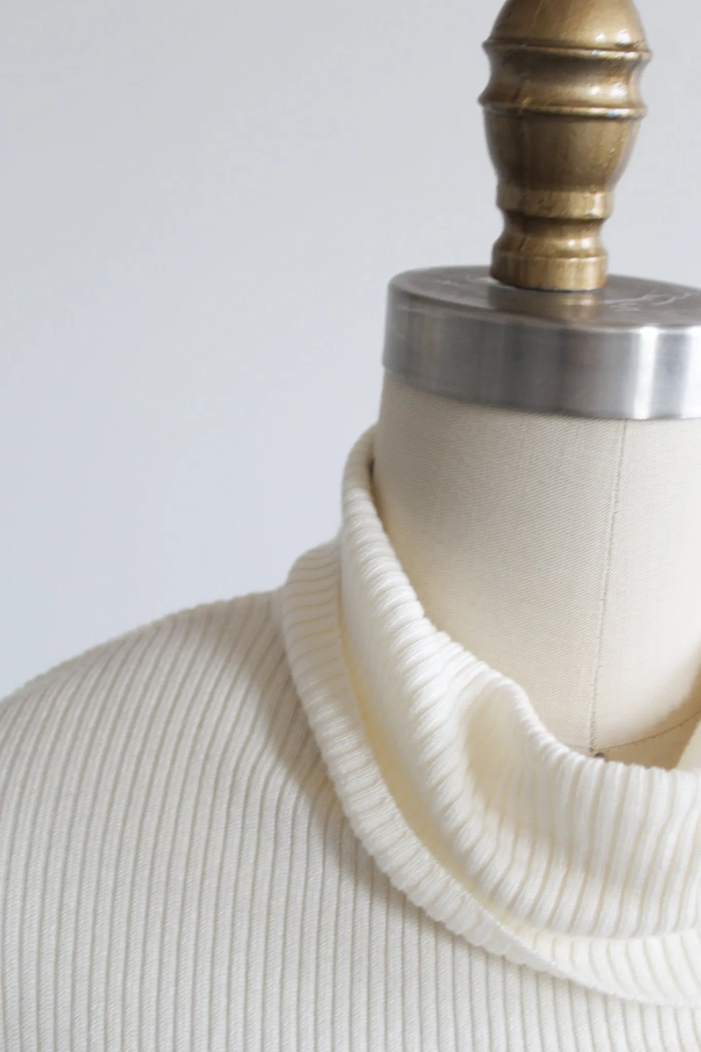 eggshell rib knit turtleneck