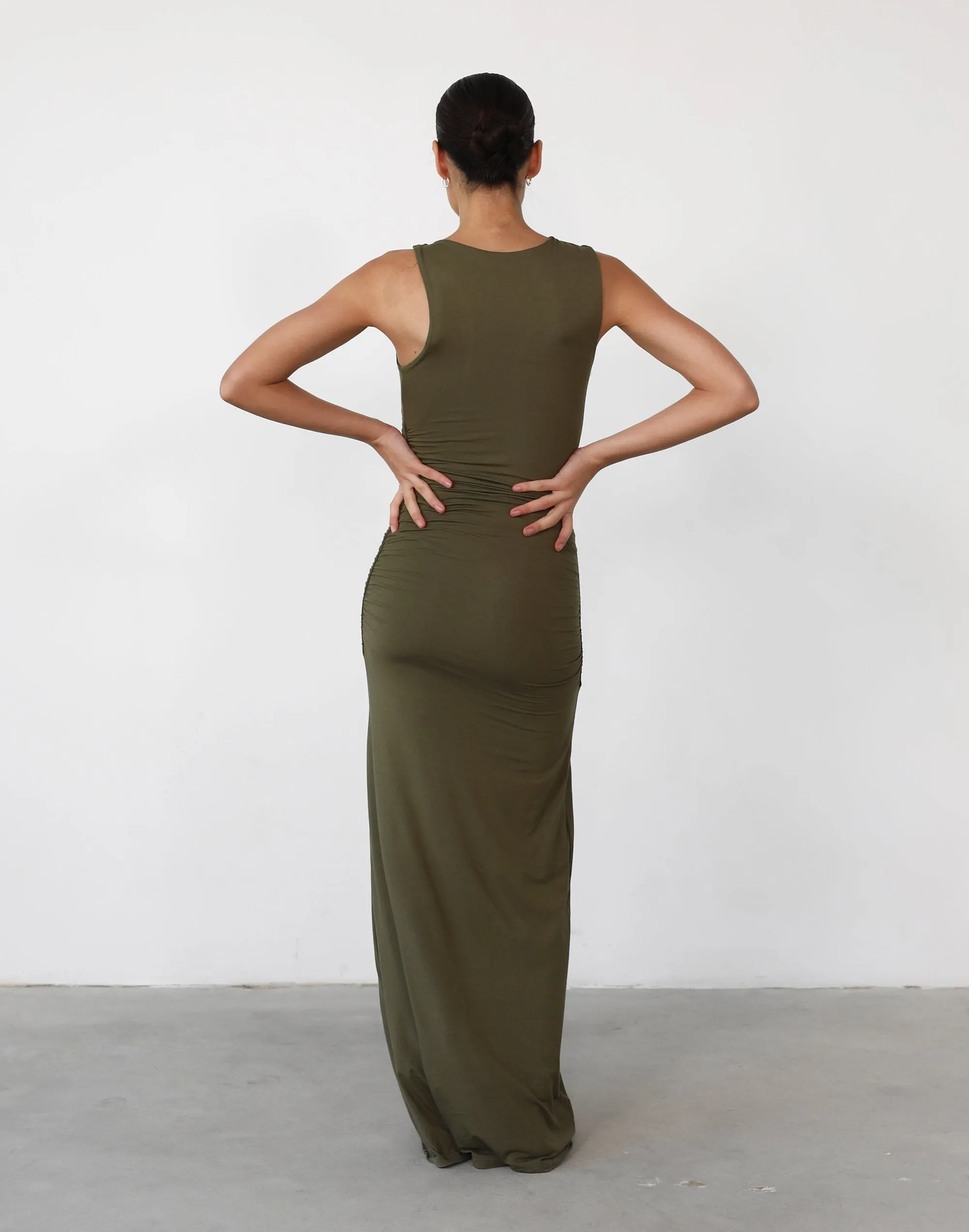 Everleigh Maxi Dress (Olive)