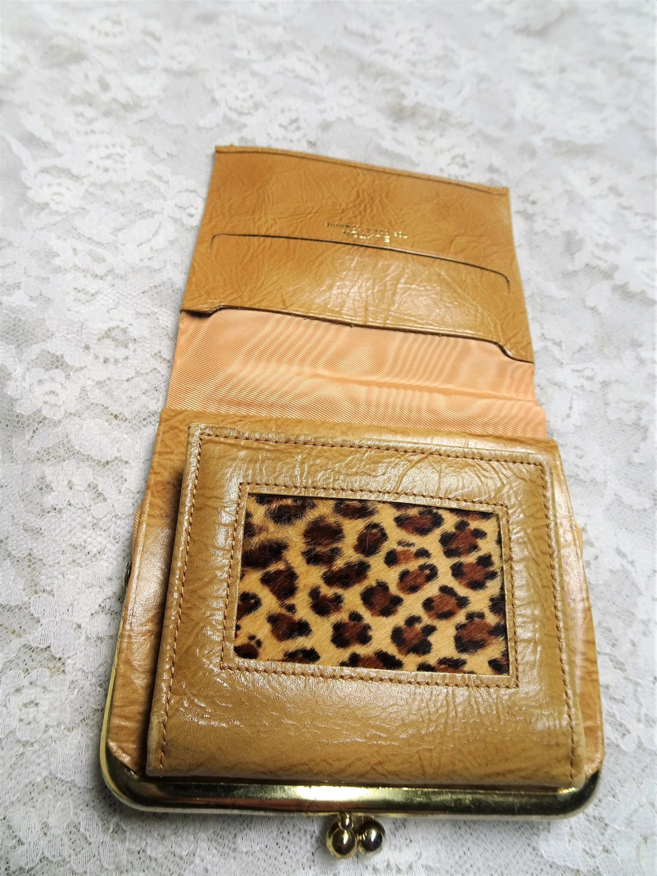 FABULOUS Vintage 50s BUXTON Leather Wallet,Attractive Textured Top Grain Cowhide and Exotic Dyed Wallet,Never Used,Clutch Purse 