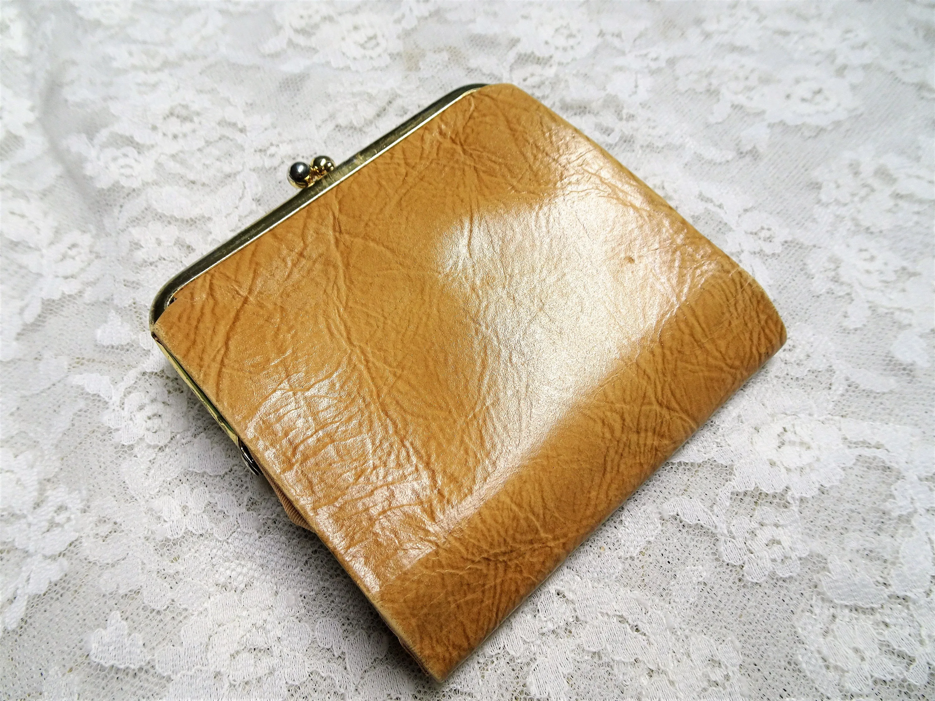 FABULOUS Vintage 50s BUXTON Leather Wallet,Attractive Textured Top Grain Cowhide and Exotic Dyed Wallet,Never Used,Clutch Purse 