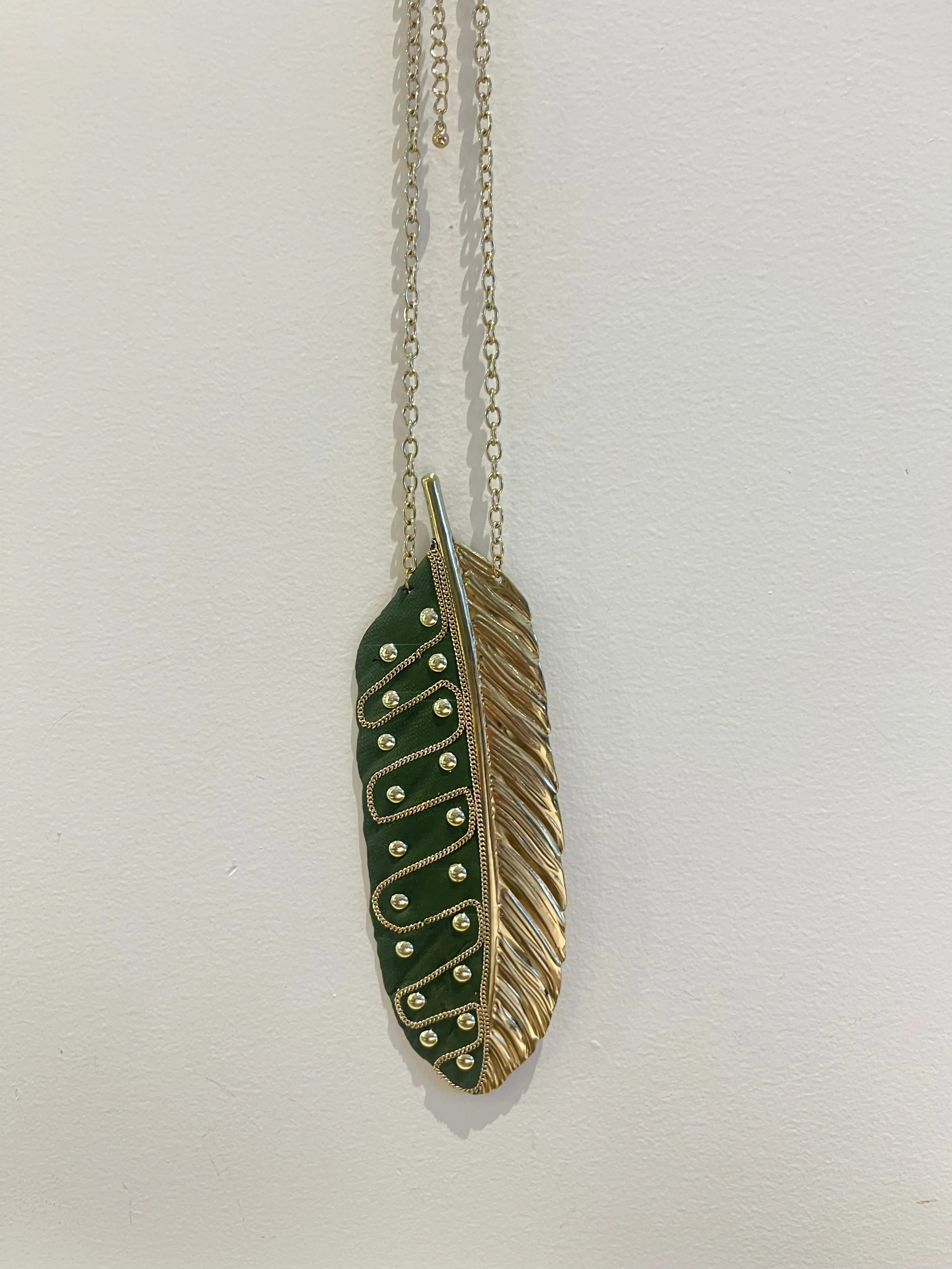 Feathers Long Pendant Necklace