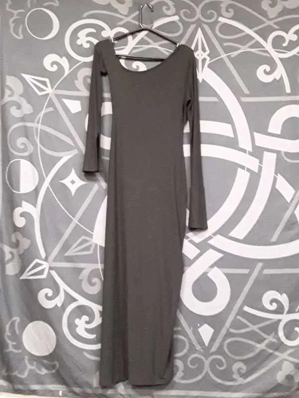 Kalonice Maxi Dress Resurrect