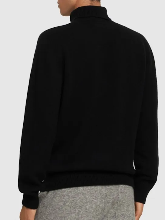 Laneus   Knitted turtleneck sweater 