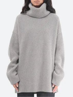 Oversized Ribbed Turtleneck