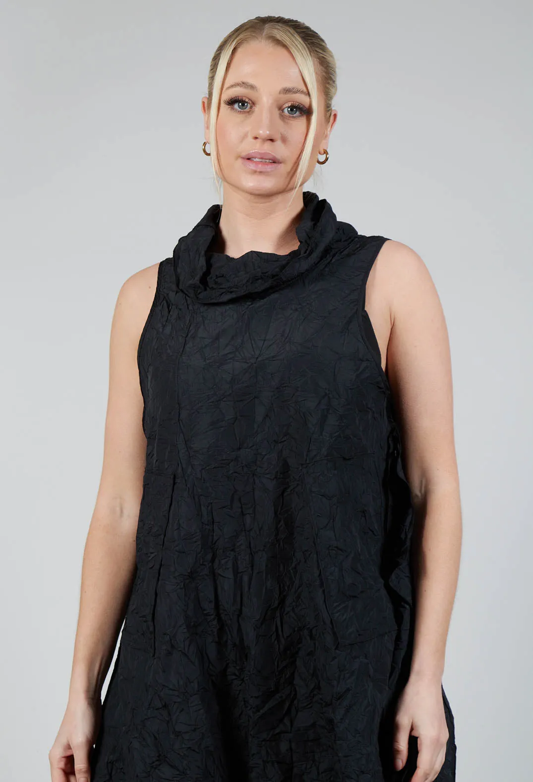 RION Tunic in Black