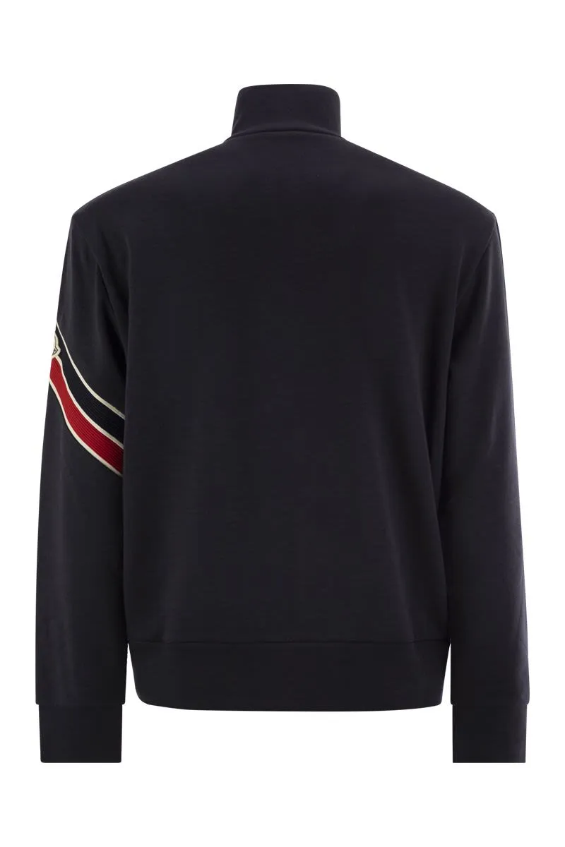 SWEATSHIRT WITH ZIP AND TRICOLOUR HEM