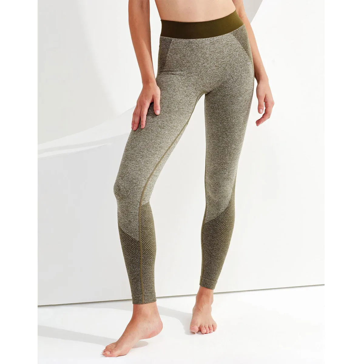 TriDri Seamless 3D Fit Sculpt Leggings - Womens - Olive