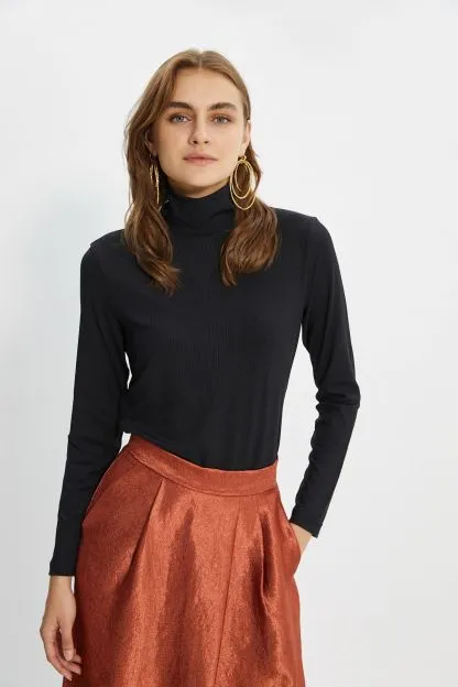 Turtleneck Knitted Body Tunic