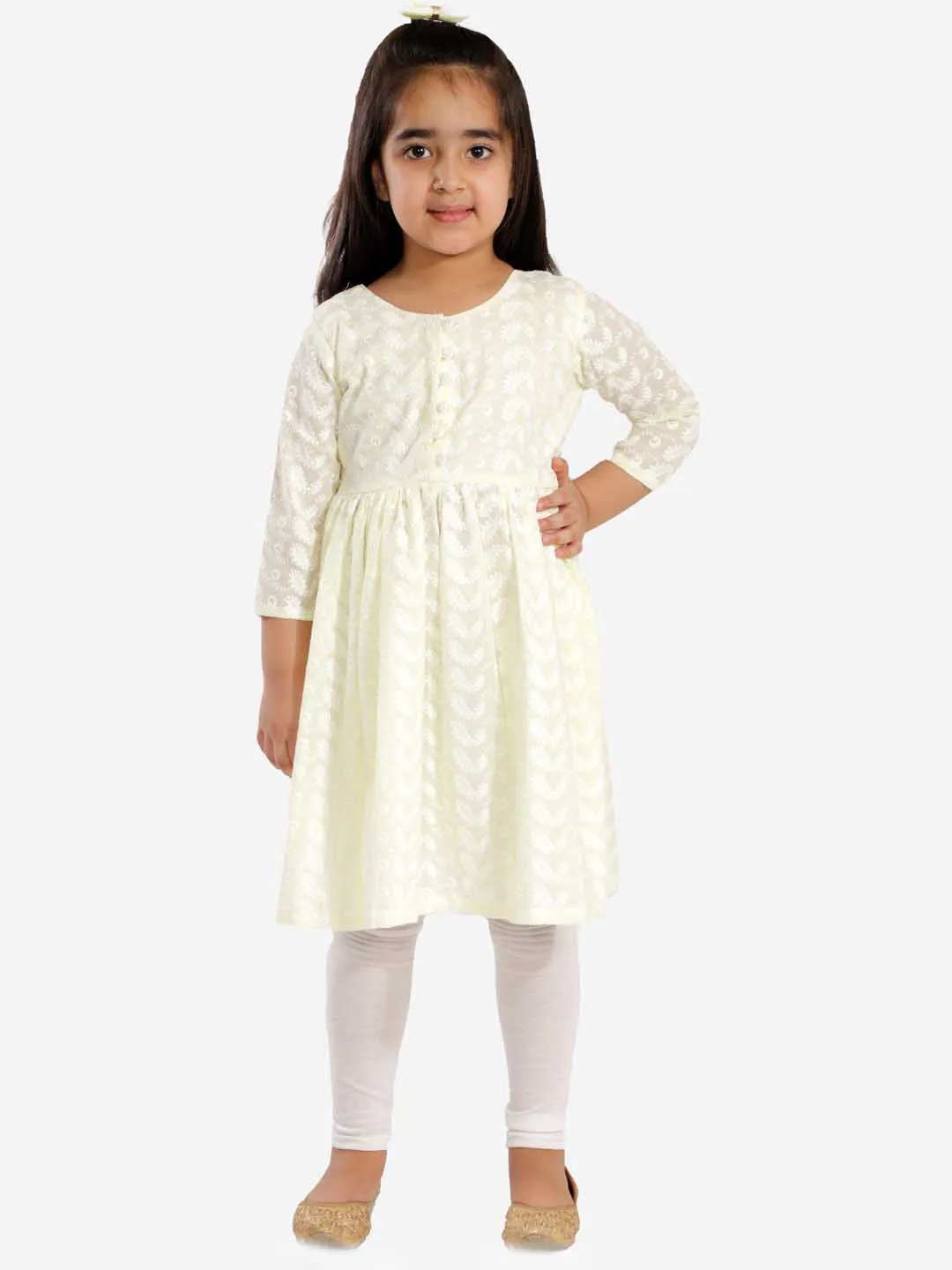 VASTRAMAY Girls' Yellow Pure Cotton Chikankari Kurta With Leggings