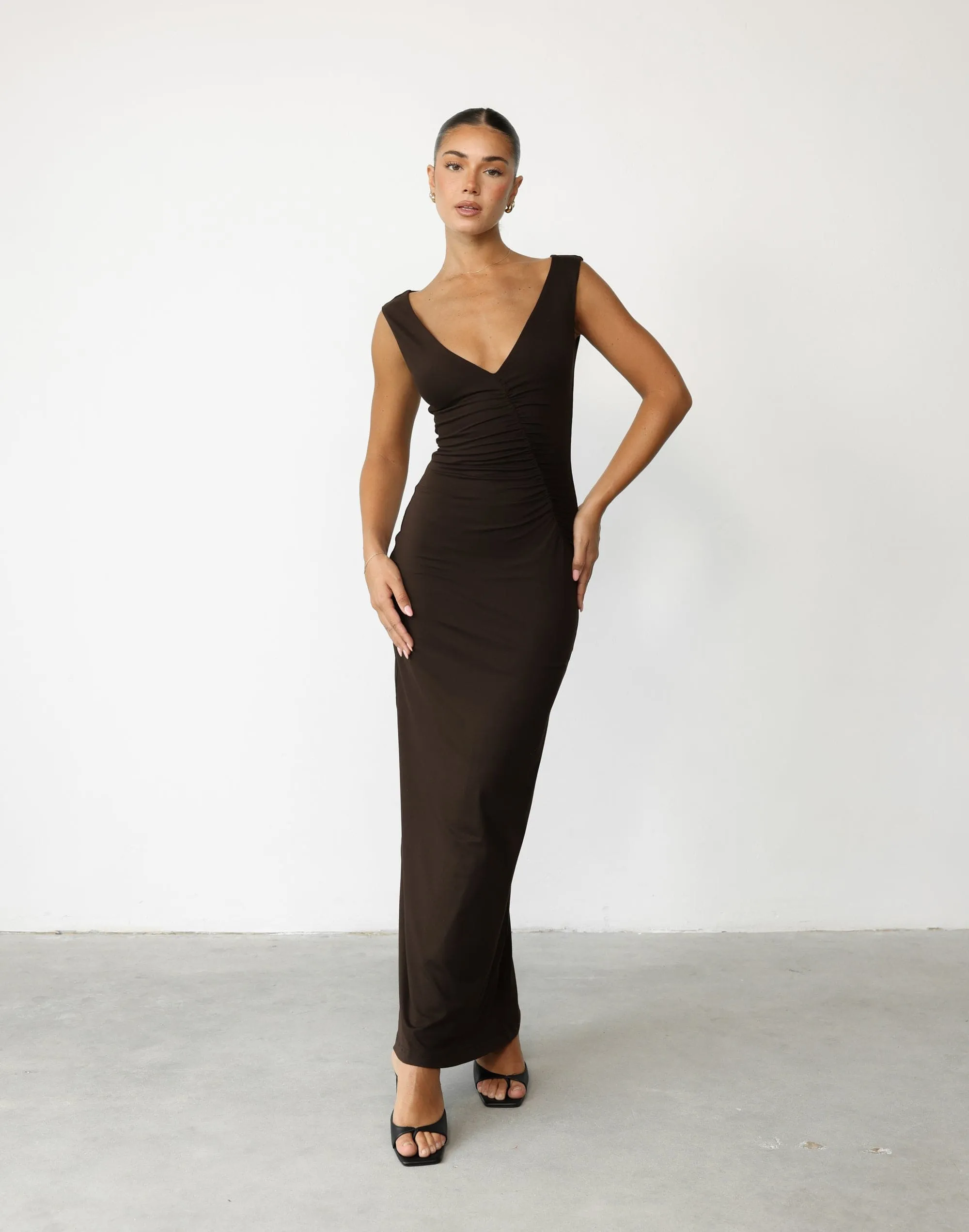 Viola Maxi Dress (Chocolate)