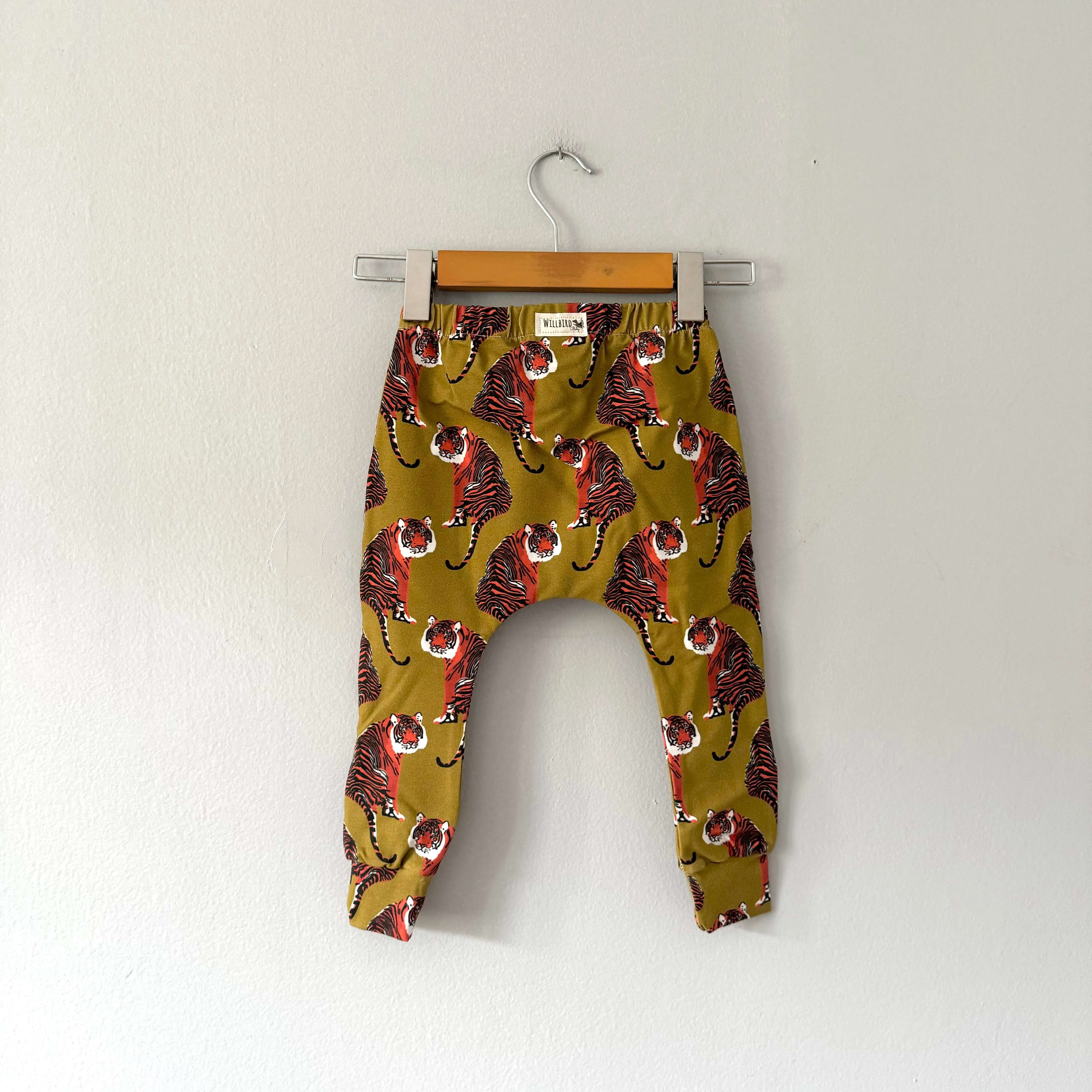 Willbird / Joggers - Tigers On Ochre / 2T