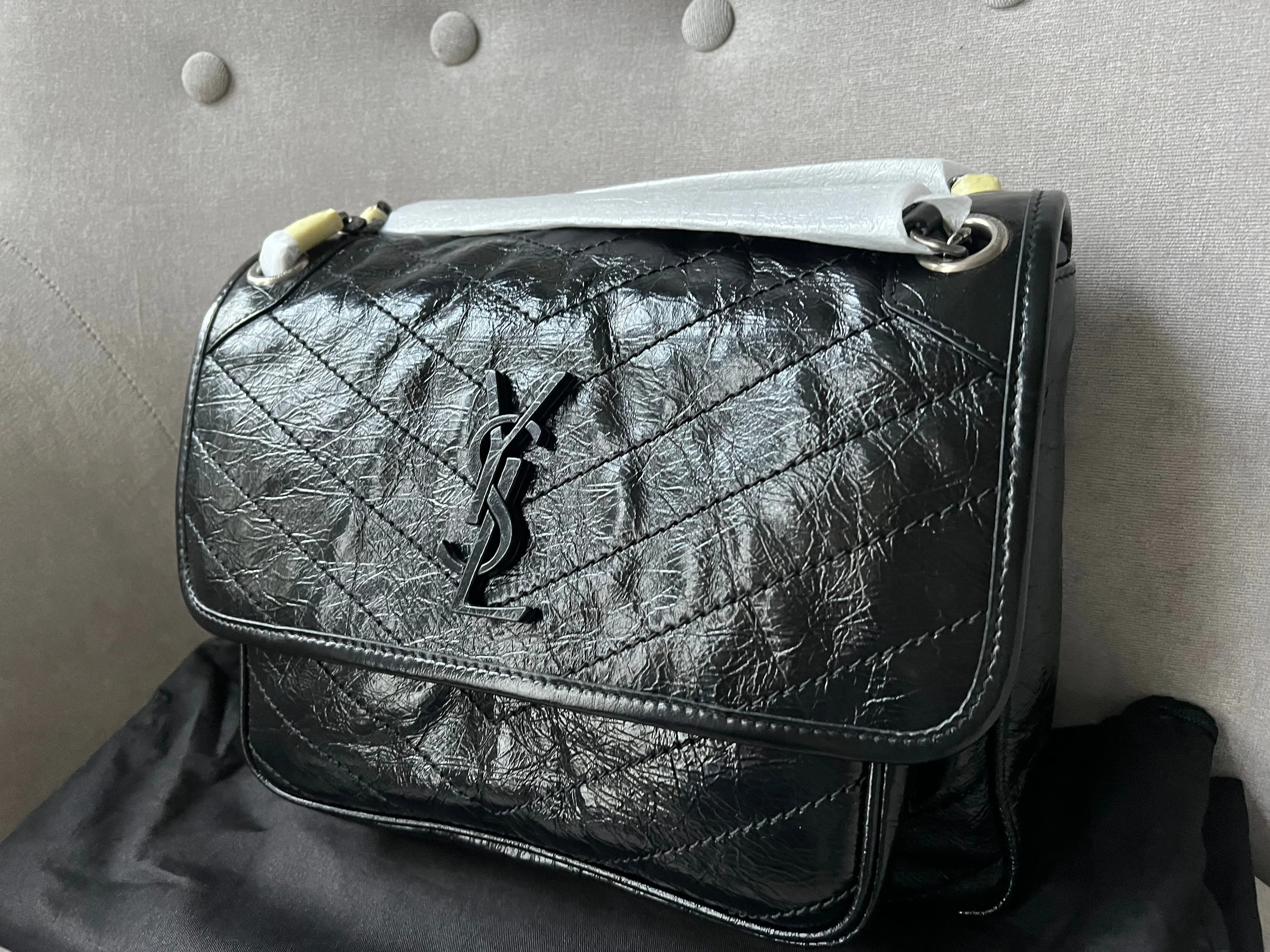 Yves Saint Laurent (YSL) Black Medium Niki Chain Bag